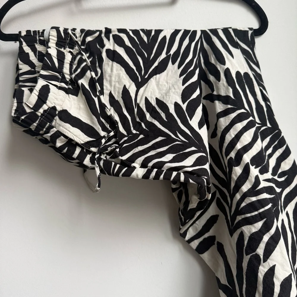 H&M Black White Tropical Leaf Print Linen Blend Wide Leg Pants S